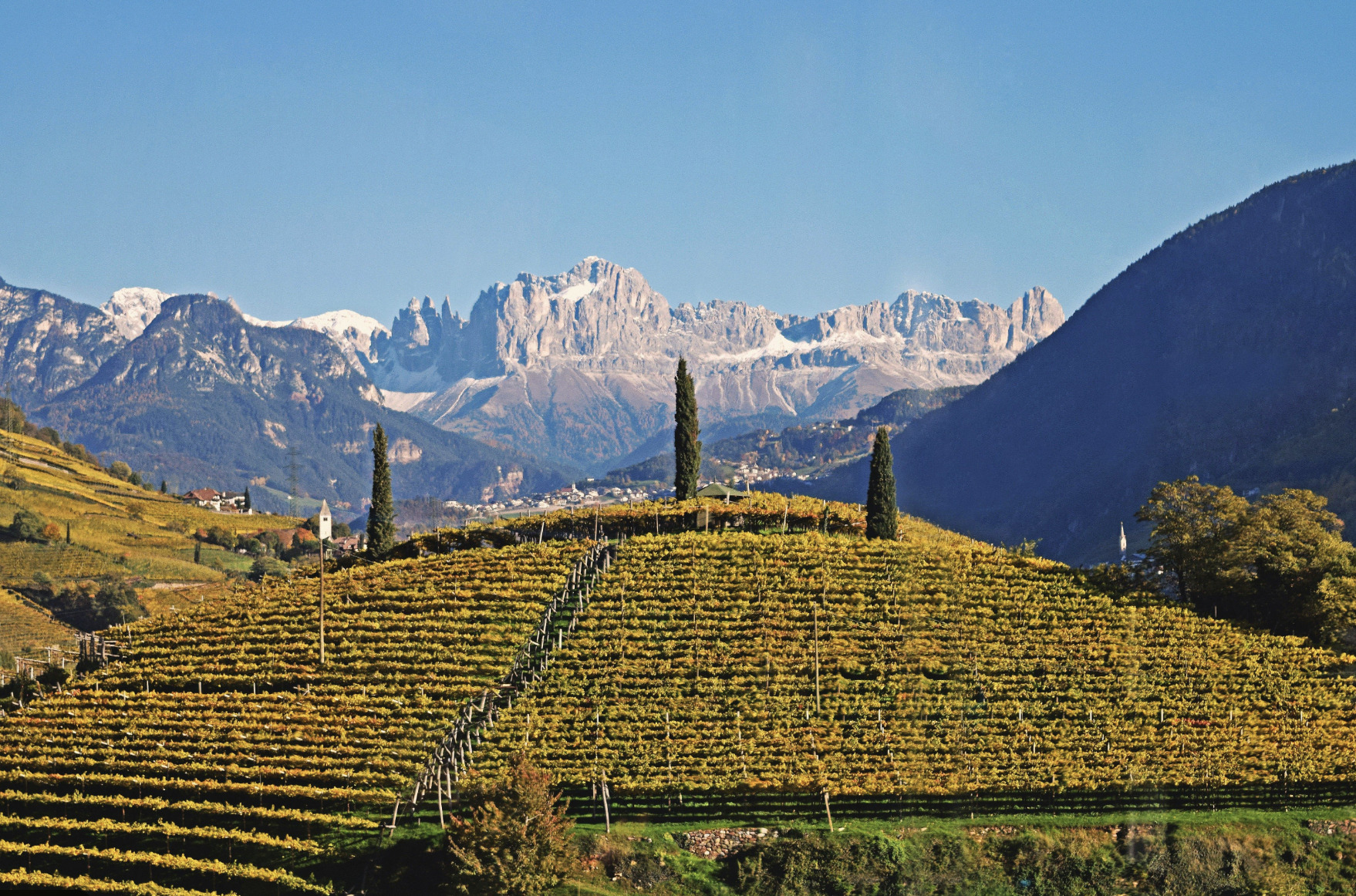 Cosa Vedere in Alto Adige tra Dolomiti, Laghi e Città
